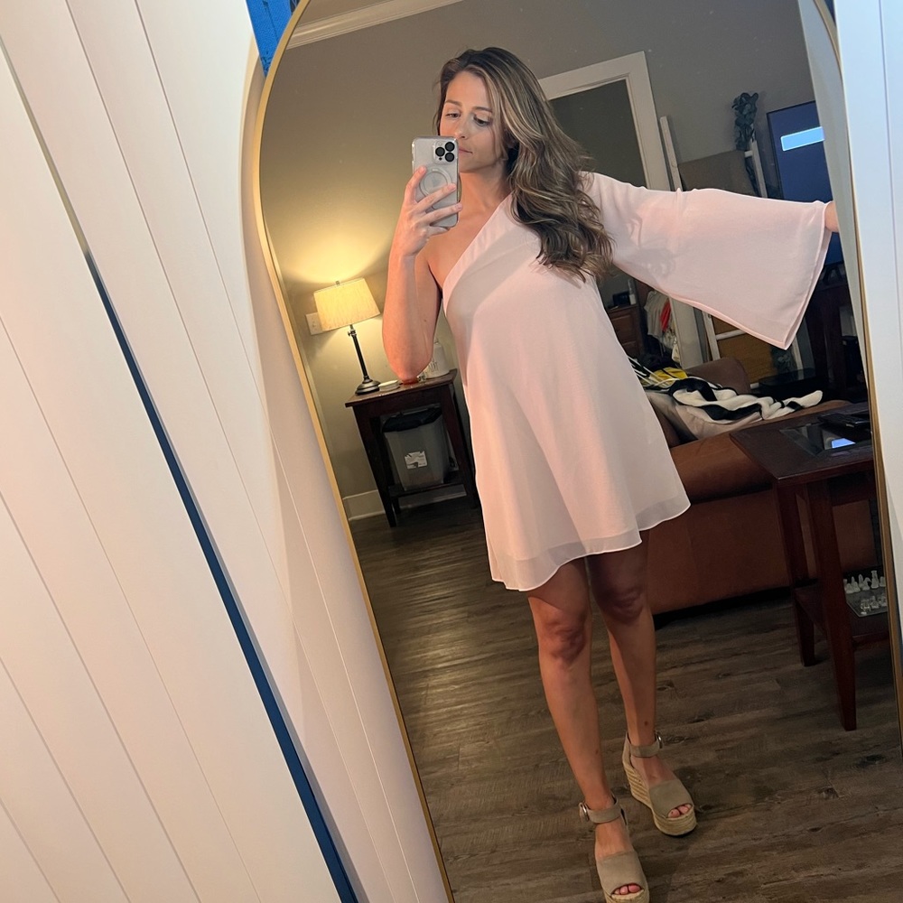 BCBGeneration Small Light Pink Dress